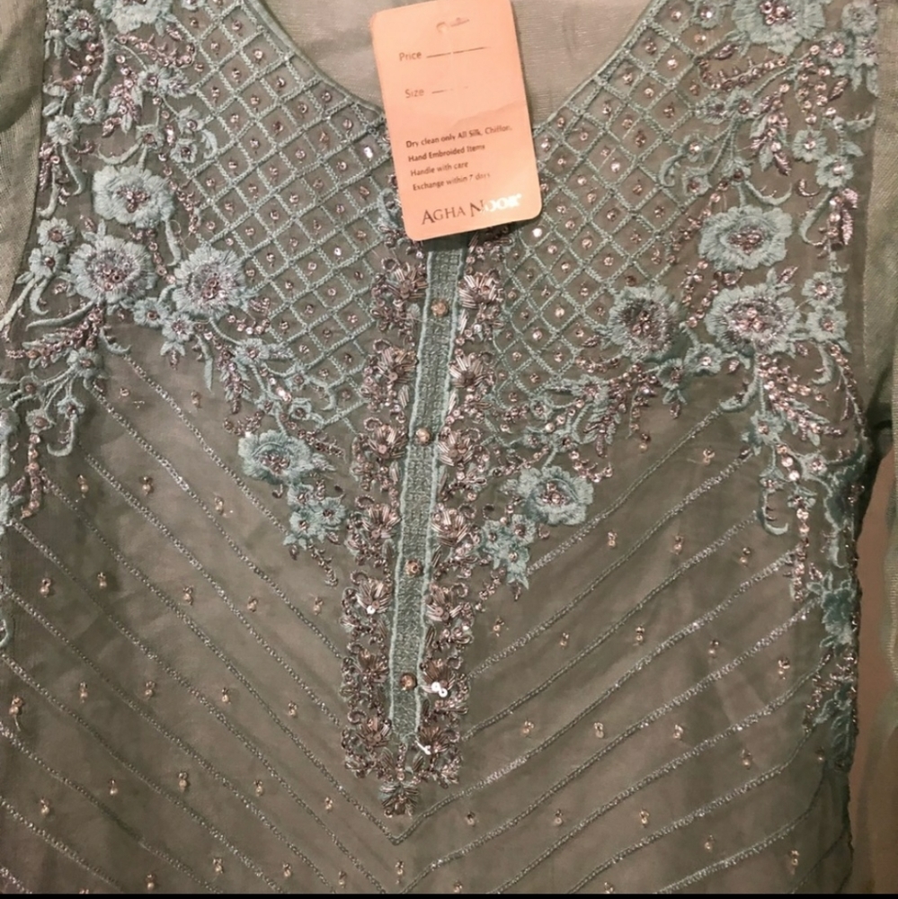 Aghanoor shalwar kameez/ dress